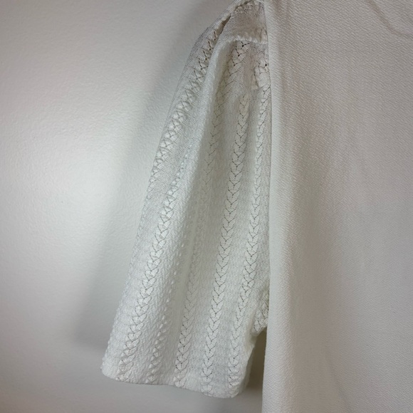 RW&CO Women’s White Mockneck Shirt, Knit Sleeves, Size Medium, Classic, Chic - Picture 3 of 7